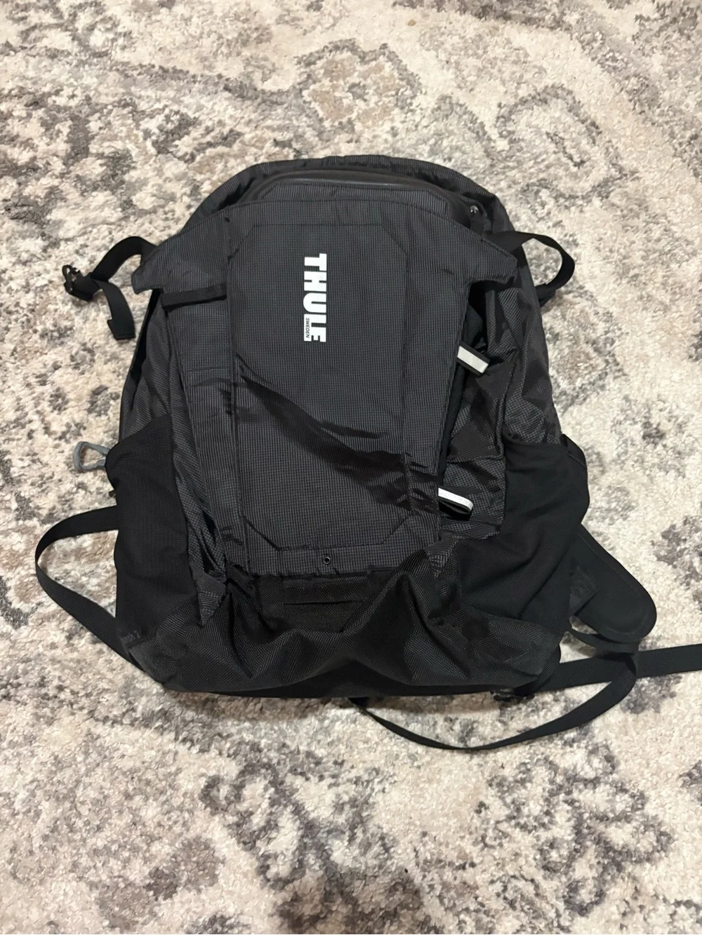 Thule EnRoute Escort 2 Daypack 27L Backpack SafeZone 15.6